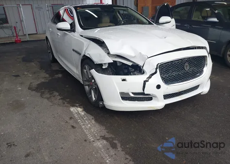 2019 Jaguar Xj R-Sport из США, поврежденный, VIN SAJWA1C74K8W19759